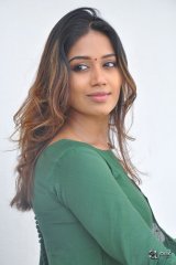 Nivetha Pethuraj At Mental Madilo Movie Press Meet
